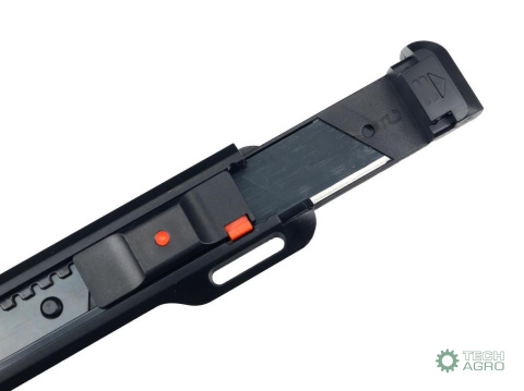 Nożyk łamany, ostrze 18mm ze stali SK2w obudowie z tworzywa ABS, do prac wykończeniowych warsztatowych pomocniczych, Teger Nożyk łamany, ostrze 18mm ze stali SK2w obudowie z tworzywa ABS, do prac wykończeniowych warsztatowych pomocniczych, Teger