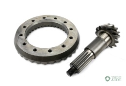 Wałek atakujący z kołem talerzowymC-385 śruby M12 80170989 WARYŃSKI