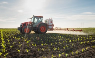 łatwość stosowania nawozów dolistnych dr green